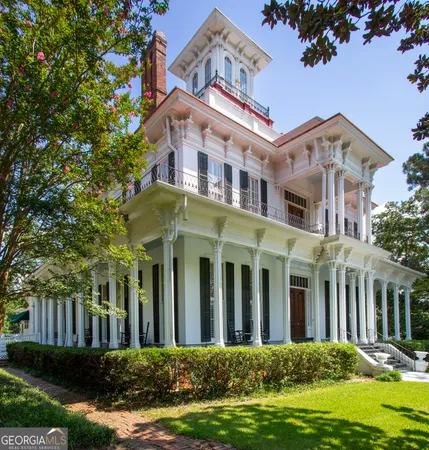 $2,500,000 | 534 West West Broad Street, Eufaula, AL 36027