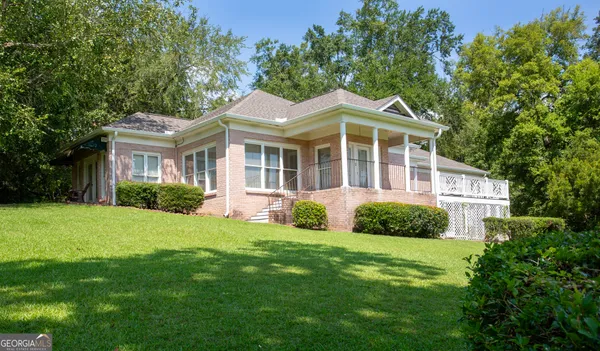 $2,500,000 | 534 West West Broad Street, Eufaula, AL 36027