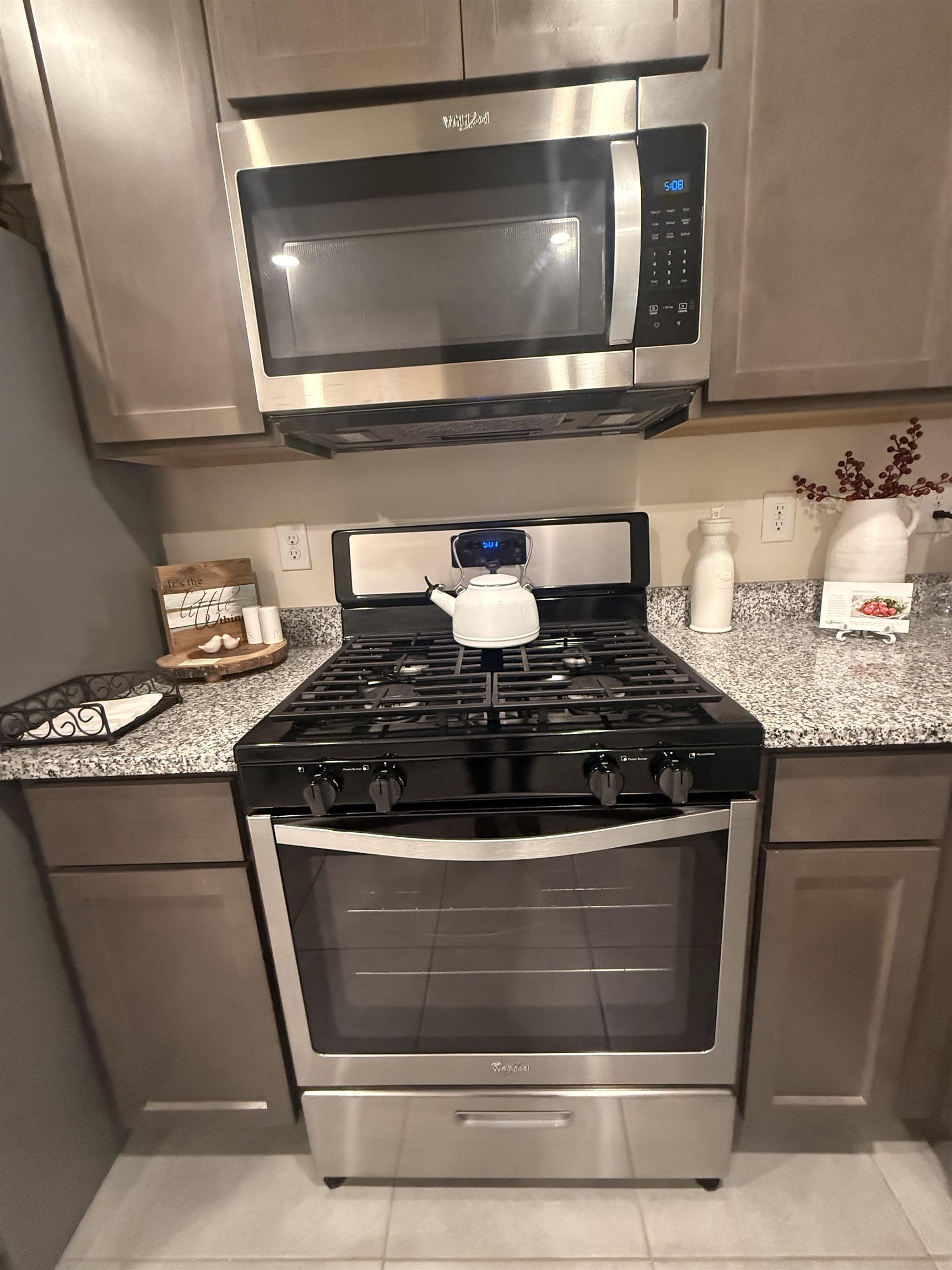 64 Coastline Way St. Augustine, FL 32092 - Photo 6 of 43 a stove top oven sitting inside of a kitchen
