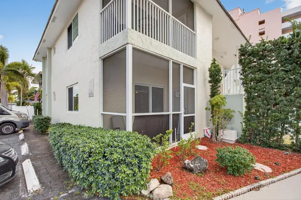 $345,000 | 1450 North Riverside Drive, Unit 101, Pompano Beach, FL 33062