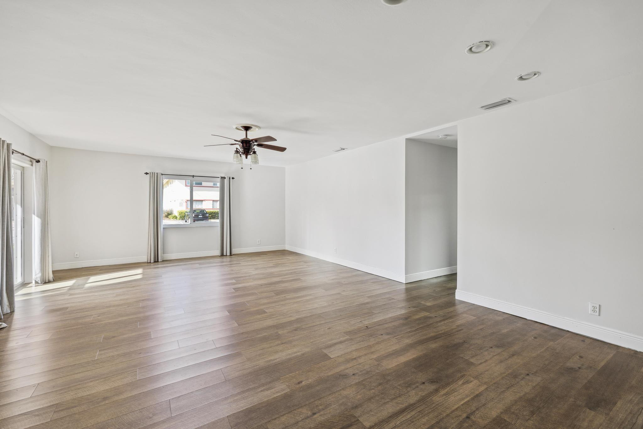 1450 North Riverside Drive, Unit 101 Pompano Beach, FL 33062 - Photo 7 of 36 Photo 10