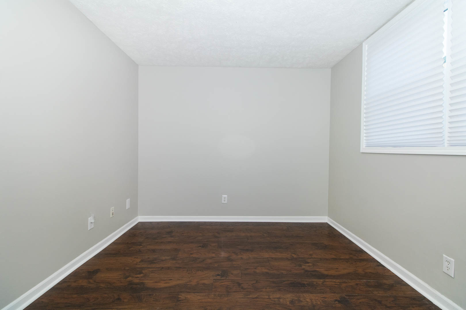 10 Willedrob Road, Unit 8 Bloomington, IL 61701 - Photo 18 of 22 Gallery Image 18