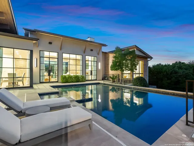 $5,200,000 | 4701 Peralta Lane, Austin, TX 78735