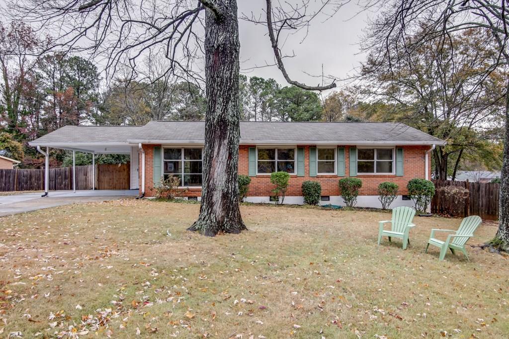 One level renovated ranch!