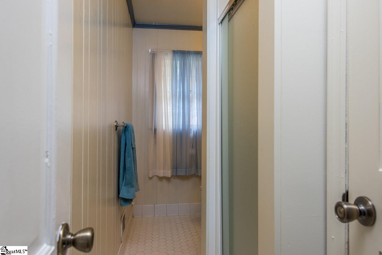 10 Stallings Road Taylors, SC 29687 - Photo 17 of 25 Gallery Image 17