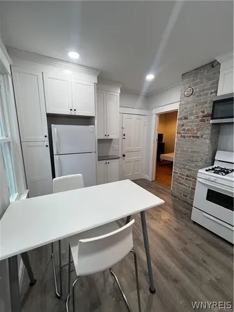 $1,725 | 475 Prospect Avenue, Buffalo, NY 14201