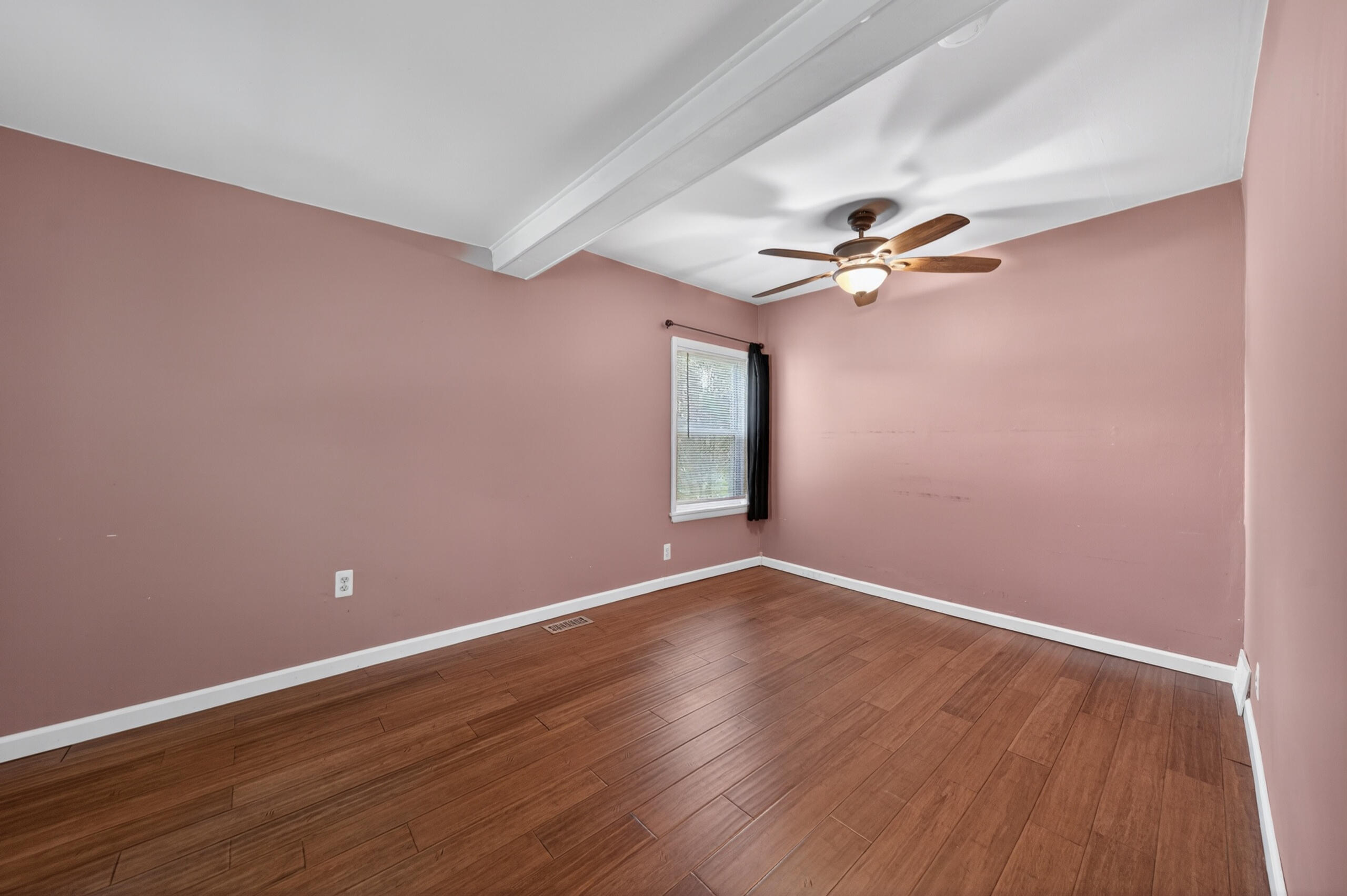 23830 Scotia Road Oak Park, MI 48237 - Photo 18 of 28 DSC01224