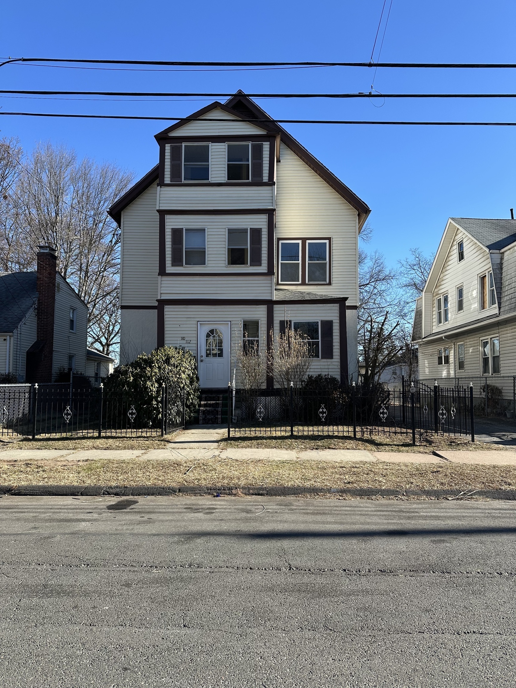 110 Henry Street Hartford, CT 06114 - Photo 1 of 1