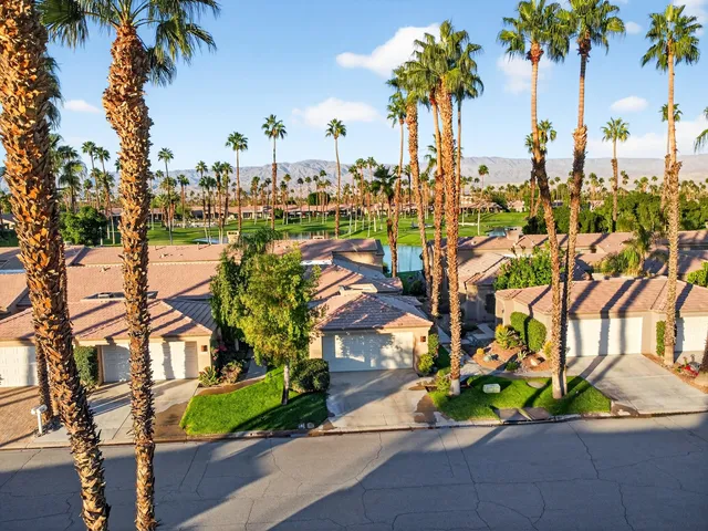 $799,000 | 76232 Poppy Lane, Palm Desert, CA 92211