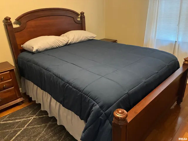 $274,000 | 16312 North Hawthorne Lane, Mount Vernon, IL 62864