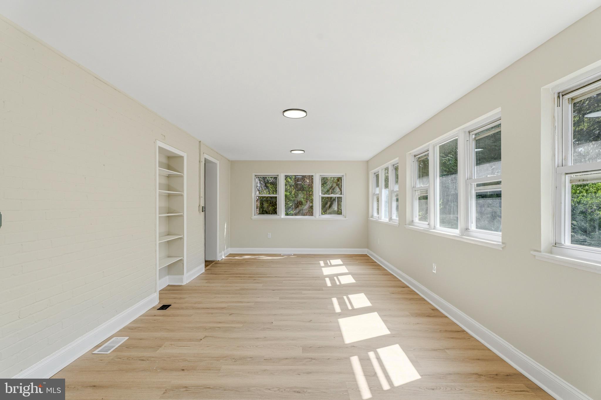 6681 Loch Hill Road Baltimore, MD 21239 - Photo 16 of 44