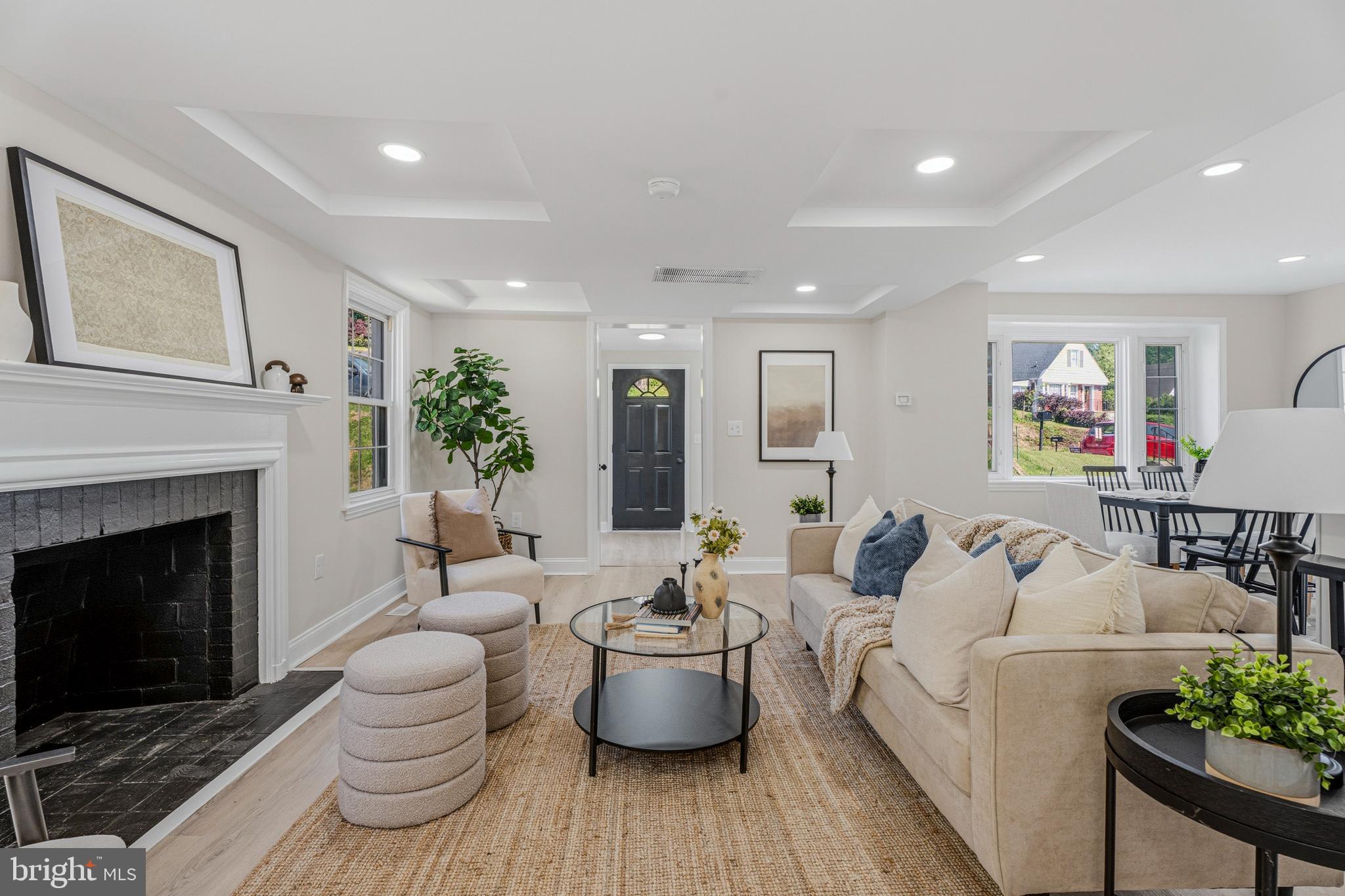6681 Loch Hill Road Baltimore, MD 21239 - Photo 8 of 44