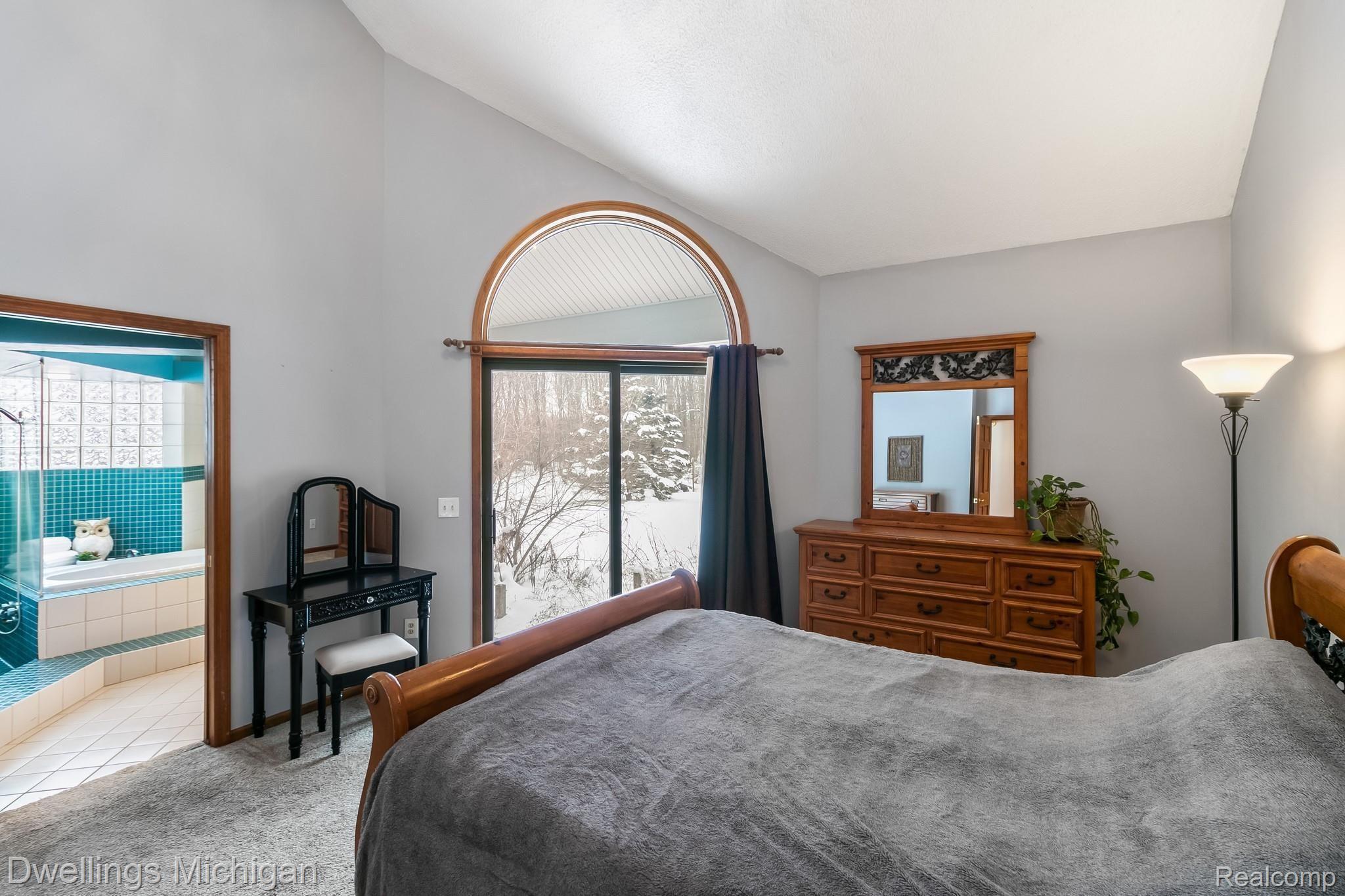4567 Musson Road Howell, MI 48855 - Photo 17 of 39 Master bedroom