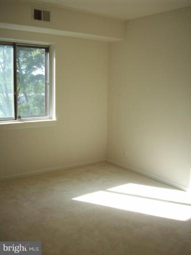 6260 Edsall Road, Unit 403F Alexandria, VA 22312 - Photo 6 of 9 Bedroom #1