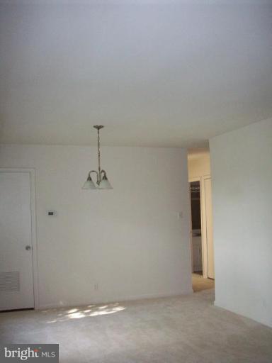 6260 Edsall Road, Unit 403F Alexandria, VA 22312 - Photo 9 of 9 Living Room