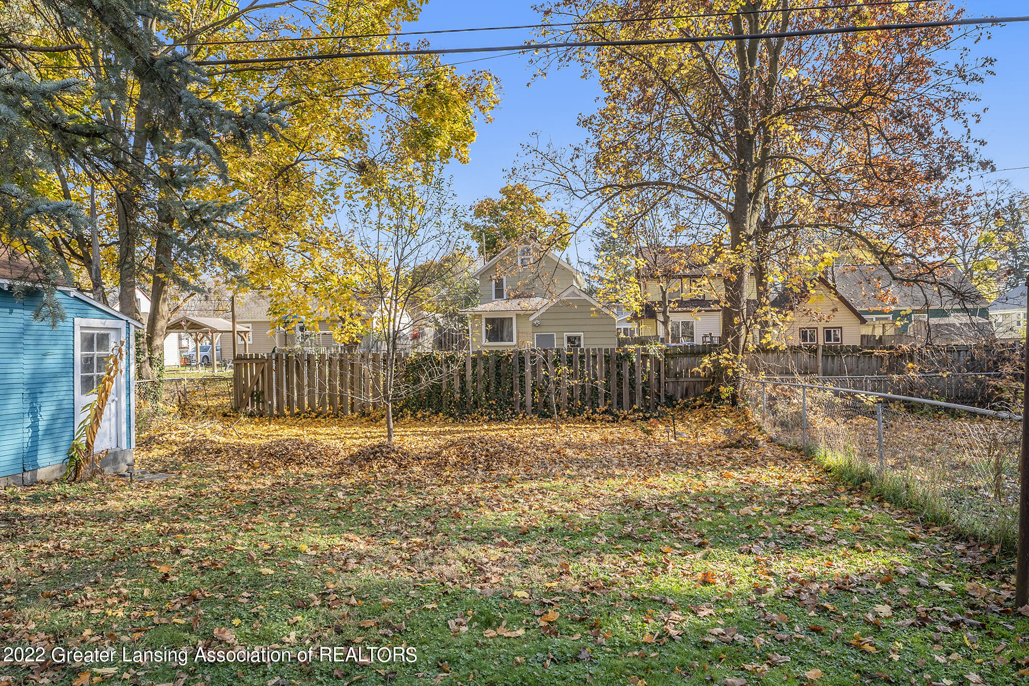 2507 Eaton Road Lansing, MI 48910 - Photo 20 of 21 Backyard