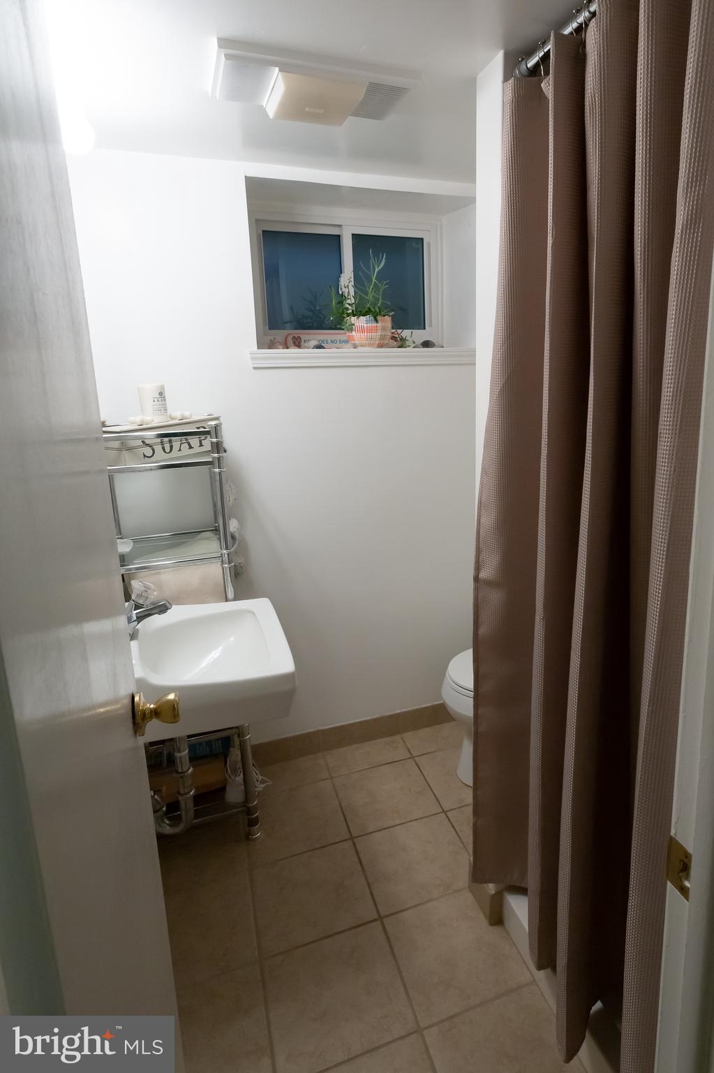 616 South Devon Avenue Wayne, PA 19087 - Photo 30 of 39