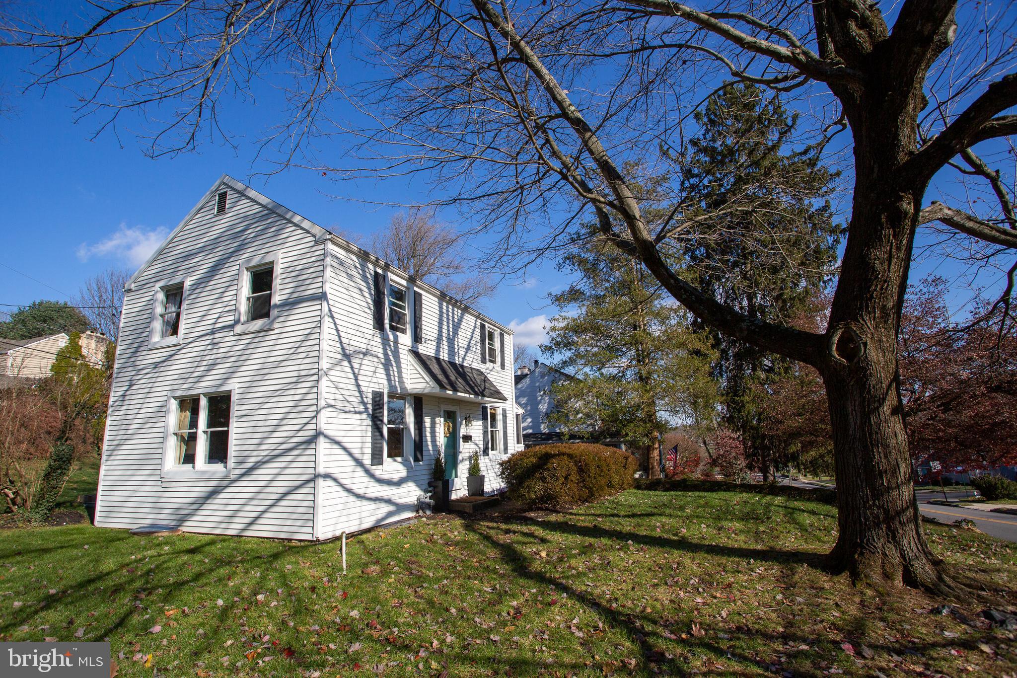 616 South Devon Avenue Wayne, PA 19087 - Photo 5 of 39