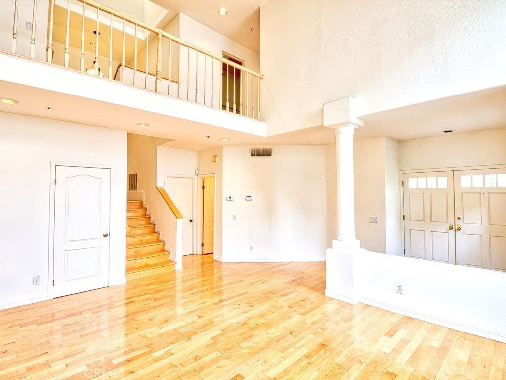 968 C. Amable Glendale, CA 91208 - Photo 4 of 17