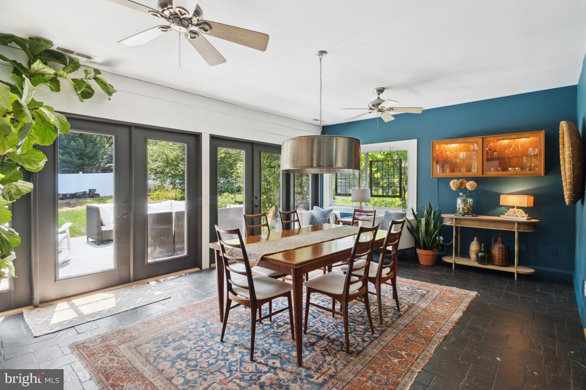 23 Goodrich Road Annapolis, MD 21401 - Photo 29 of 80 Walk-Out to Decks, Patios, and Gardens