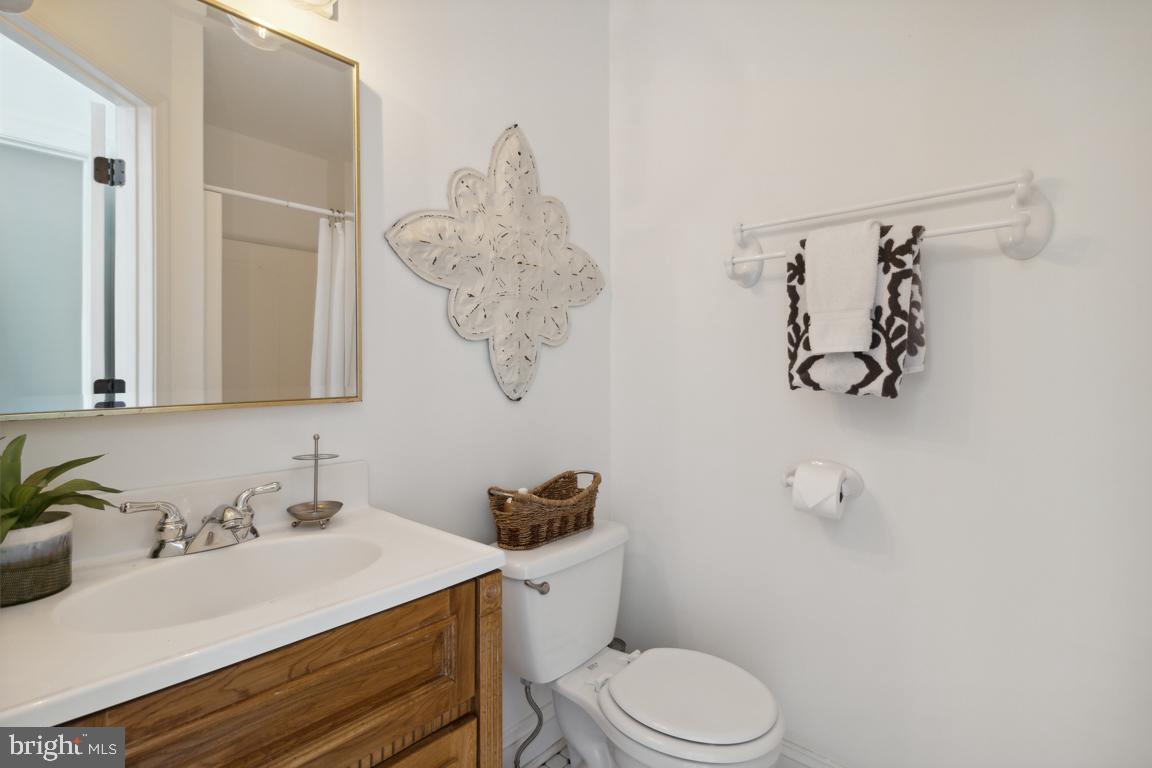 23 Goodrich Road Annapolis, MD 21401 - Photo 60 of 80 4th Level Full Bath
