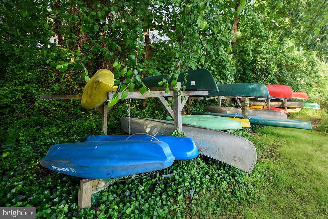 23 Goodrich Road Annapolis, MD 21401 - Photo 71 of 80 Small Craft Storage Racks