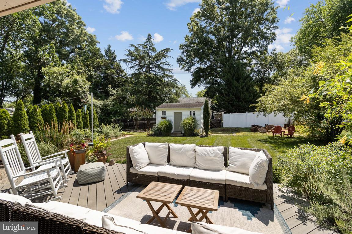 23 Goodrich Road Annapolis, MD 21401 - Photo 8 of 80 Tiered Decking, Patios, and Gardens