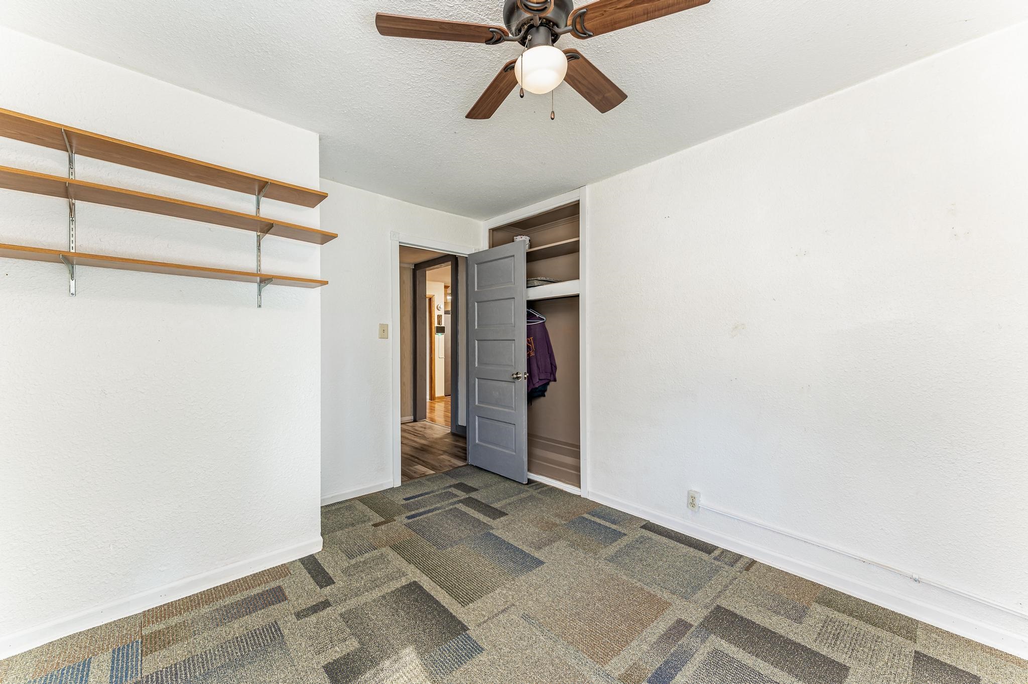 1502 Dearborn Street Augusta, KS 67010 - Photo 11 of 35