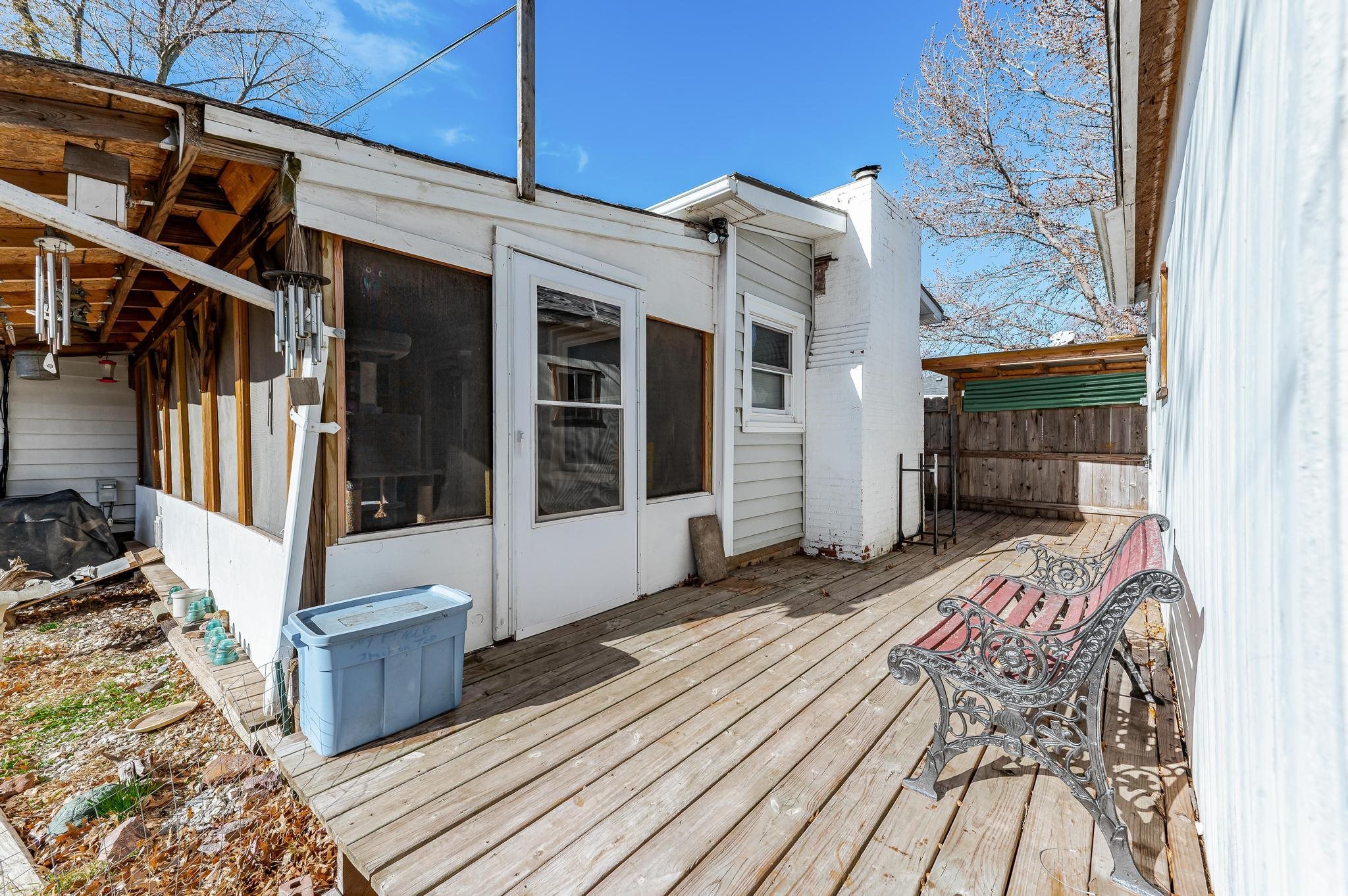 1502 Dearborn Street Augusta, KS 67010 - Photo 26 of 35