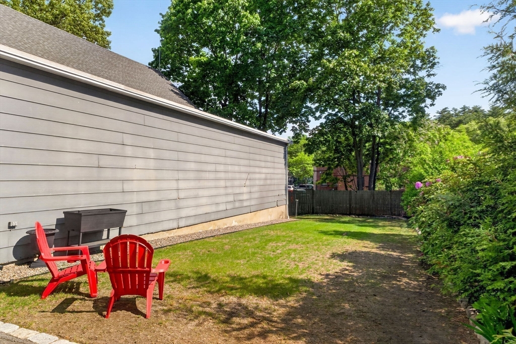 33 Linden Street Wellesley, MA 02482 - Photo 20 of 25