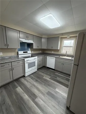 $1,100 | 1156 Eisenhower Drive, Russellton, PA 15076