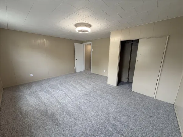 $1,100 | 1156 Eisenhower Drive, Russellton, PA 15076