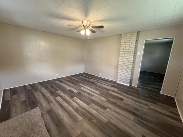 $1,100 | 1156 Eisenhower Drive, Russellton, PA 15076