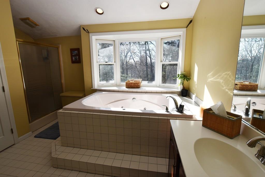 22 Elliott Road Sterling, MA 01564 - Photo 25 of 42