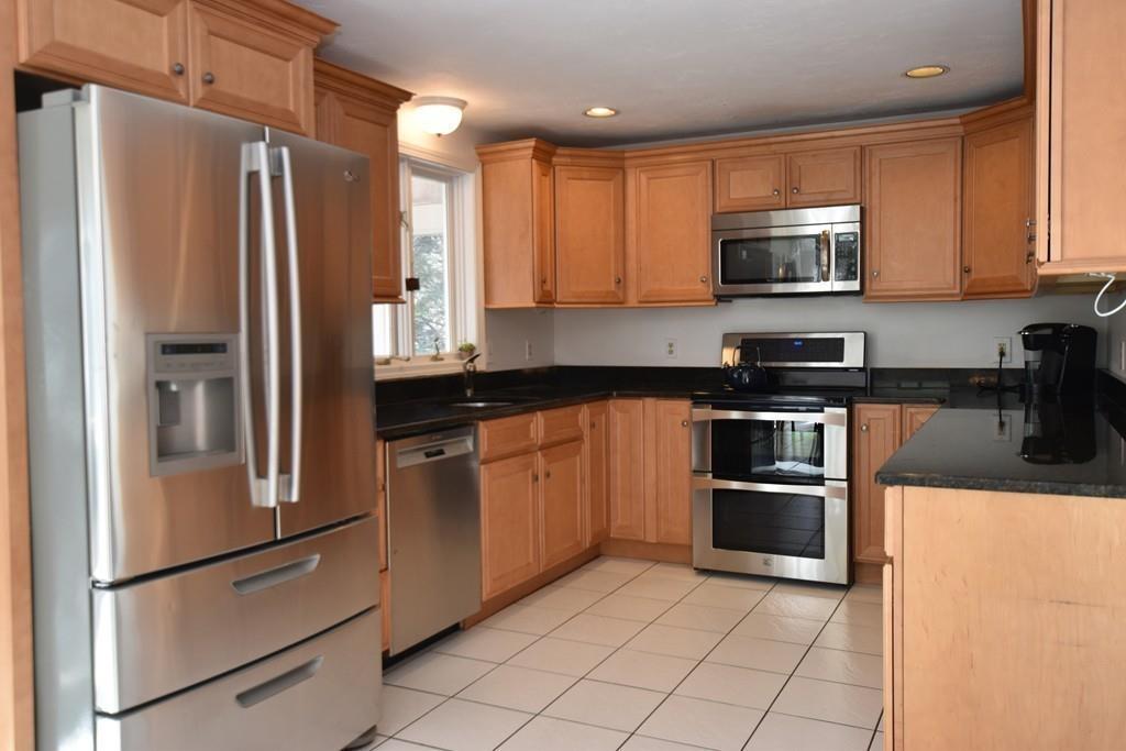 22 Elliott Road Sterling, MA 01564 - Photo 3 of 42