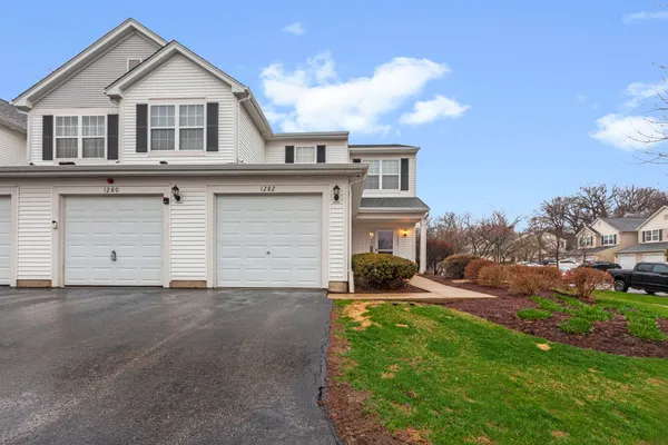 $256,000 | 1280 Brookdale Drive, Carpentersville, IL 60110