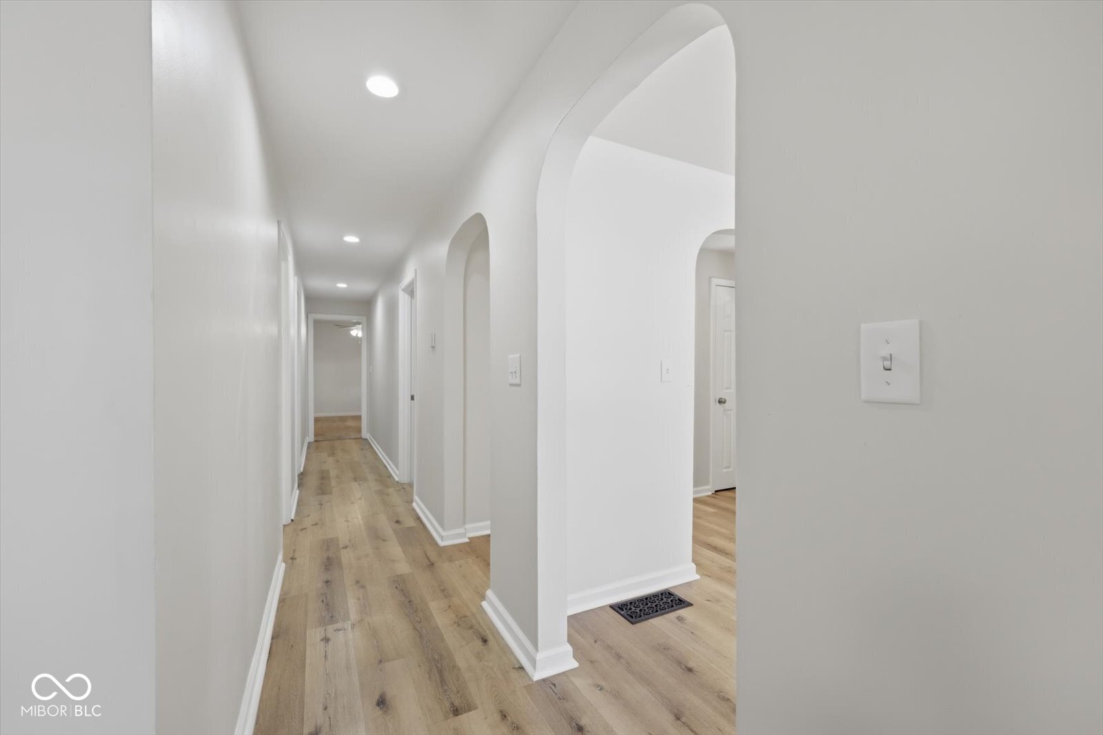 403 South Main Street Edinburgh, IN 46124 - Photo 15 of 41 Gallery Image 15