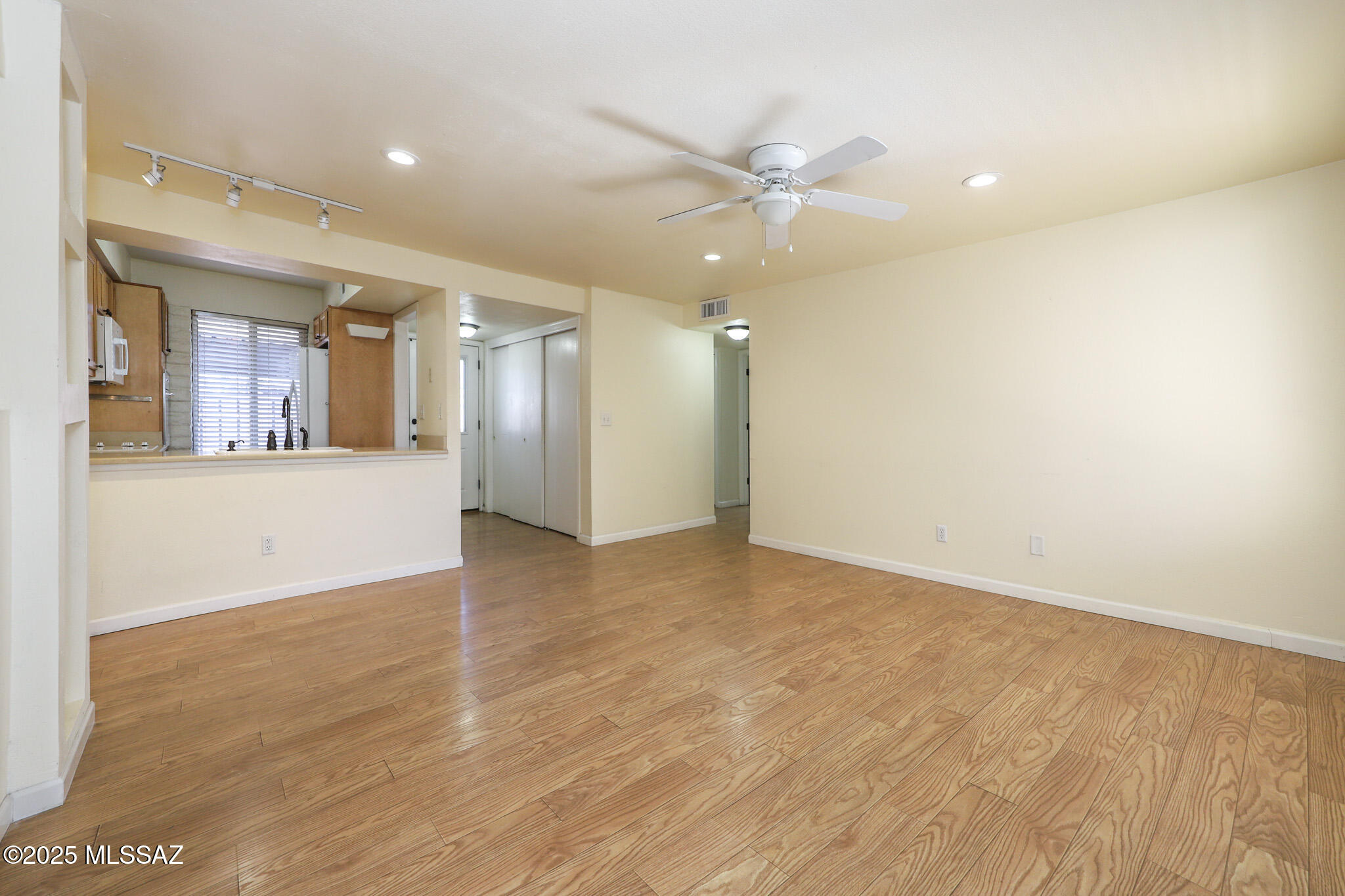640 South Pantano Road, Unit C Tucson, AZ 85710 - Photo 10 of 22 Gallery Image 10