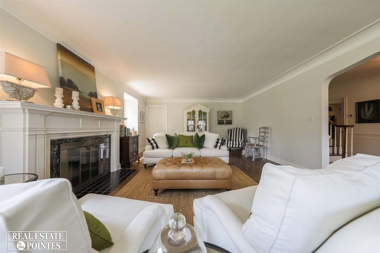 741 Trombley Road Grosse Pointe Park, MI 48230 - Photo 12 of 63