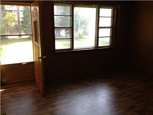 241 Turner Chapel Road Raleigh, MS 39153 - Photo 13 of 24 Formal Sitting Room