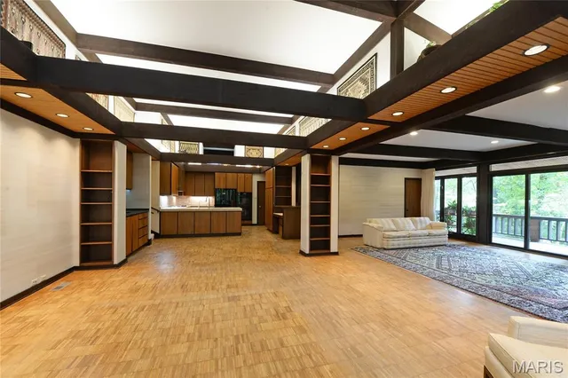 $4,800 | 9531 Sunny Creek Lane, Sunset Hills, MO 63127