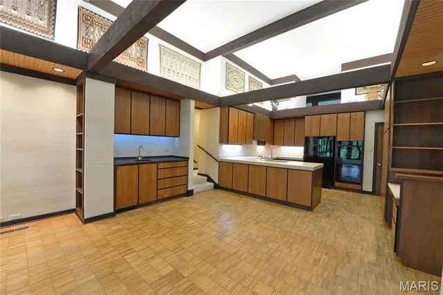 $4,800 | 9531 Sunny Creek Lane, Sunset Hills, MO 63127