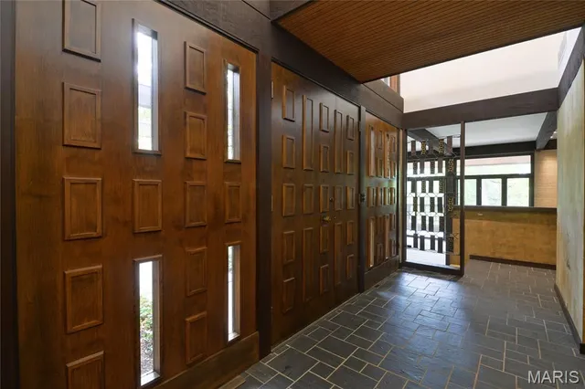 $4,800 | 9531 Sunny Creek Lane, Sunset Hills, MO 63127