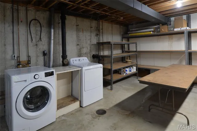 $4,800 | 9531 Sunny Creek Lane, Sunset Hills, MO 63127