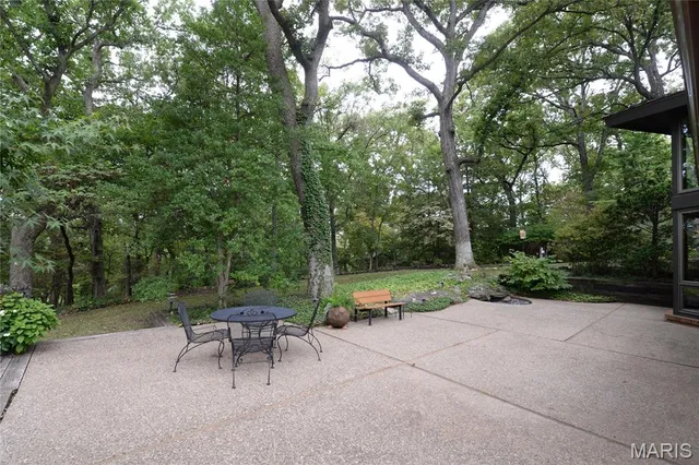 $4,800 | 9531 Sunny Creek Lane, Sunset Hills, MO 63127