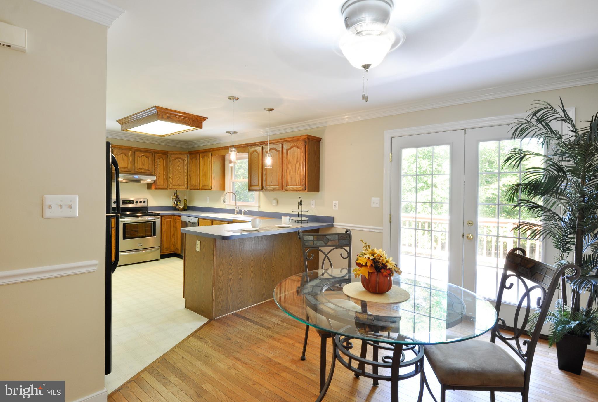 19020 Edwards Shop Road Elkwood, VA 22718 - Photo 9 of 30 Large eat in kitchen/dining room area