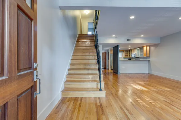 $2,650 | 1038 9th Avenue North, Nashville, TN 37208
