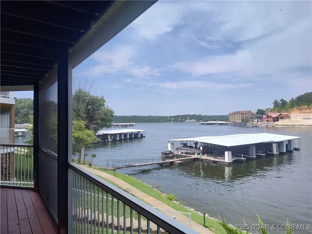 $269,900 | 1191-4 Buckingham Drive, Unit 4, Camdenton, MO 65020