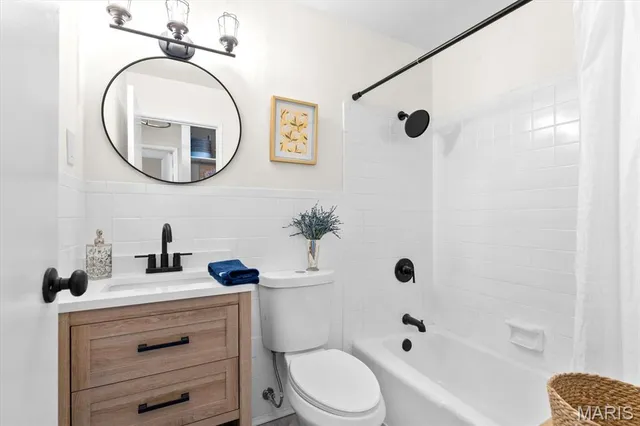 $189,900 | 33 Potomac Drive, Fairview Heights, IL 62208