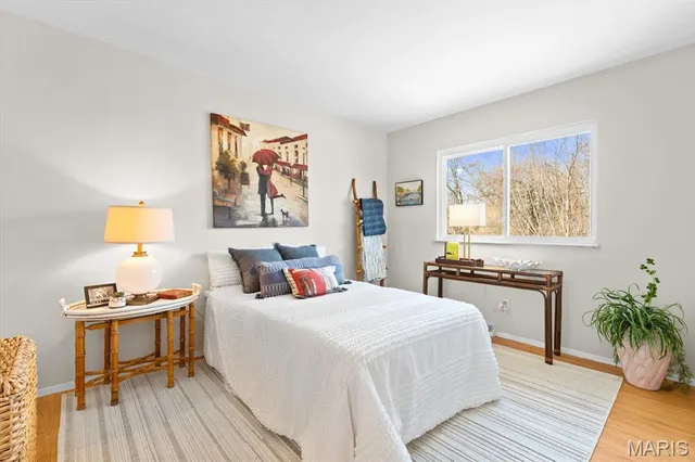 $189,900 | 33 Potomac Drive, Fairview Heights, IL 62208